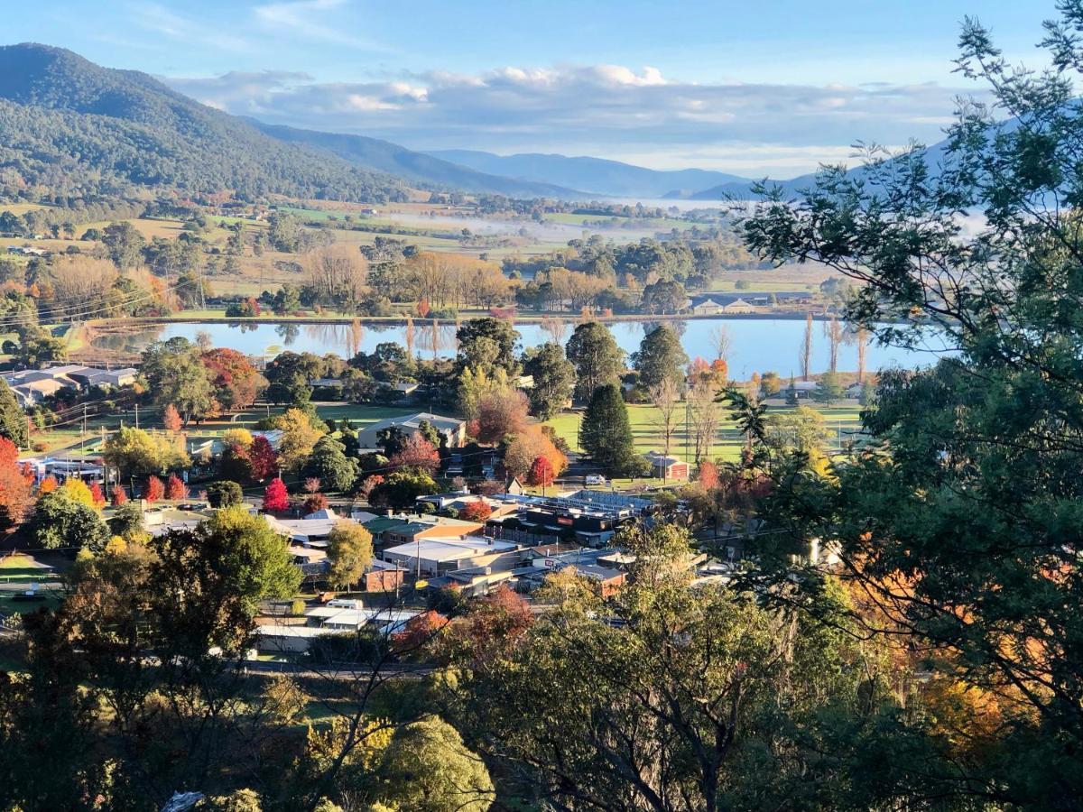 Kiewa Country Cottages Mount Beauty Eksteriør billede